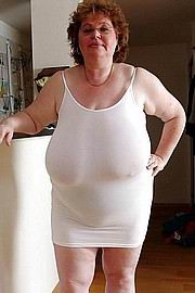 granny-big-boobs126.jpg