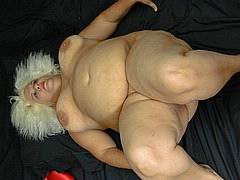 nasty-old-fat-grannies122.jpg